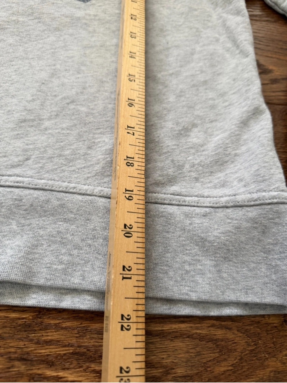 Vineyard Vines Women’s Gray Blue Crewneck Pullover Sweatshirt Graphic XS - Picture 5 of 6